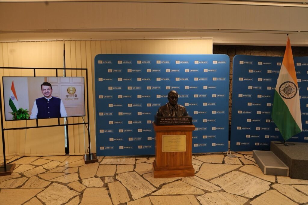 युनेस्को मुख्यालयात भारतरत्न डॉ. बाबासाहेब आंबेडकरांचा पुतळा; मुख्यमंत्री देवेंद्र फडणवीस यांचा पुढाकार